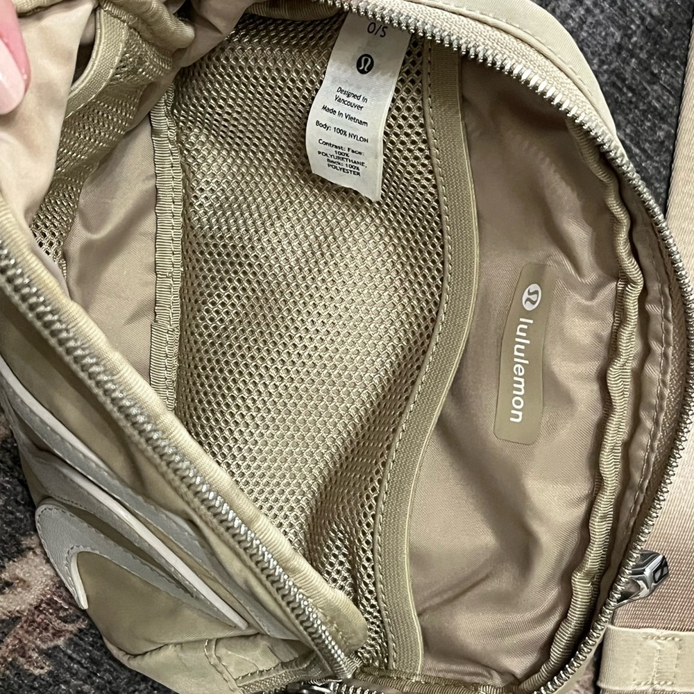 Lululemon Beige Crossbody Bag - Picture 6 of 6
